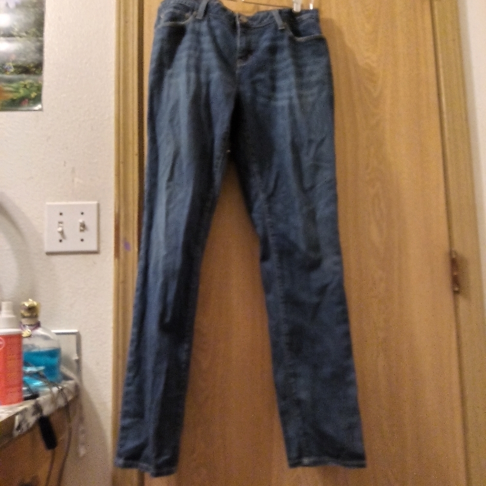 Perfectly Slimming Levi's - Picture 5 of 5